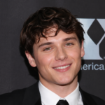 is hudson williams gay
